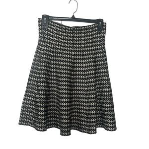 Max Studio Black and Cream Skirt Size Medium/Large